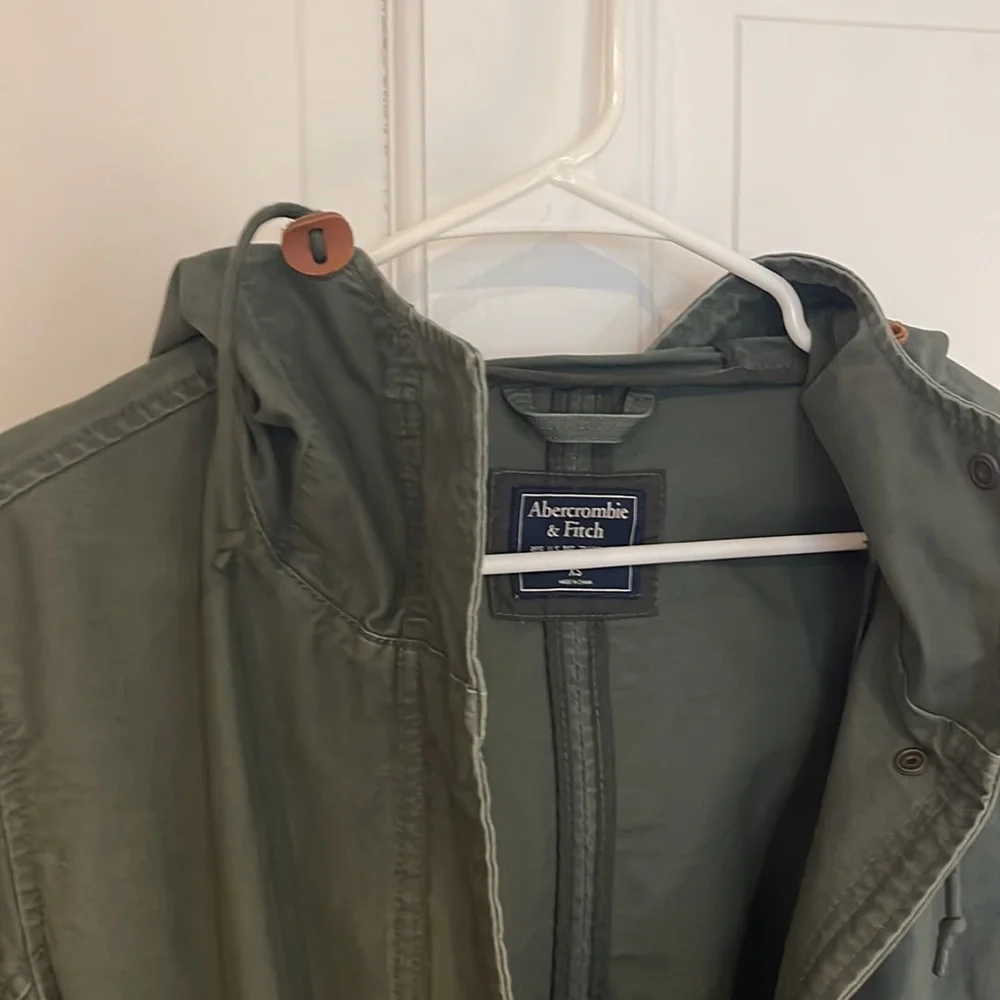 A+F Jacket💚 - Picture 3 of 3